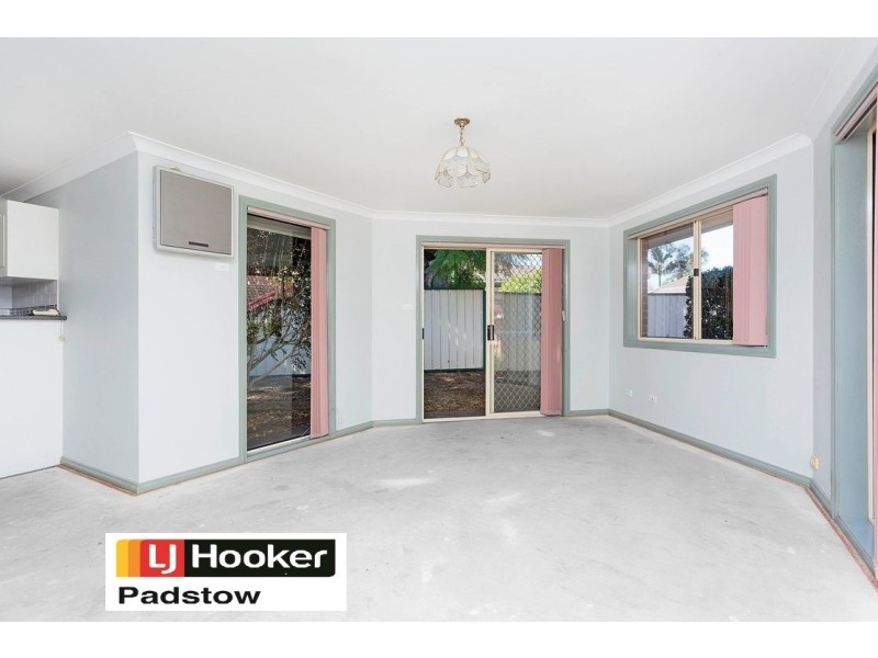 2/13 Kinross Place, Revesby NSW 2212