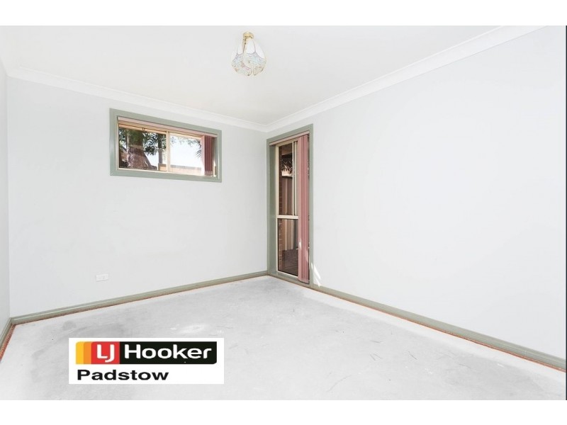 2/13 Kinross Place, Revesby NSW 2212