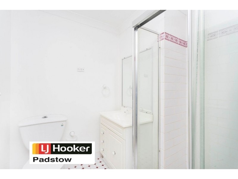 2/13 Kinross Place, Revesby NSW 2212