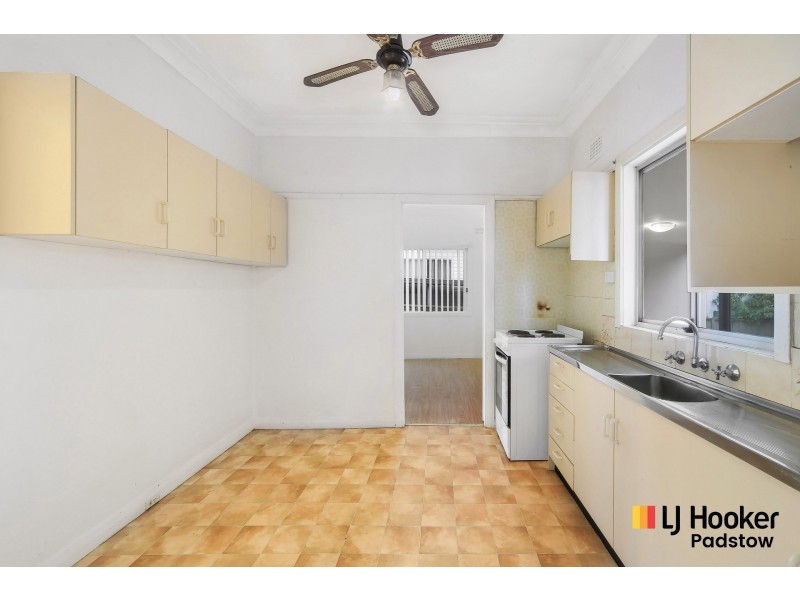 36 Glenview Avenue, Revesby NSW 2212