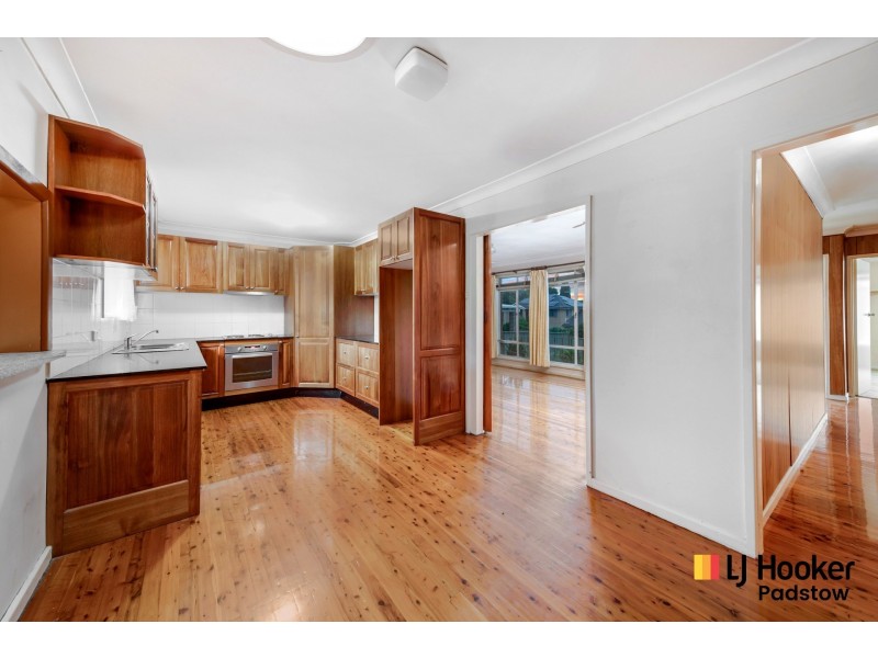 7 Tony Crescent, Padstow NSW 2211