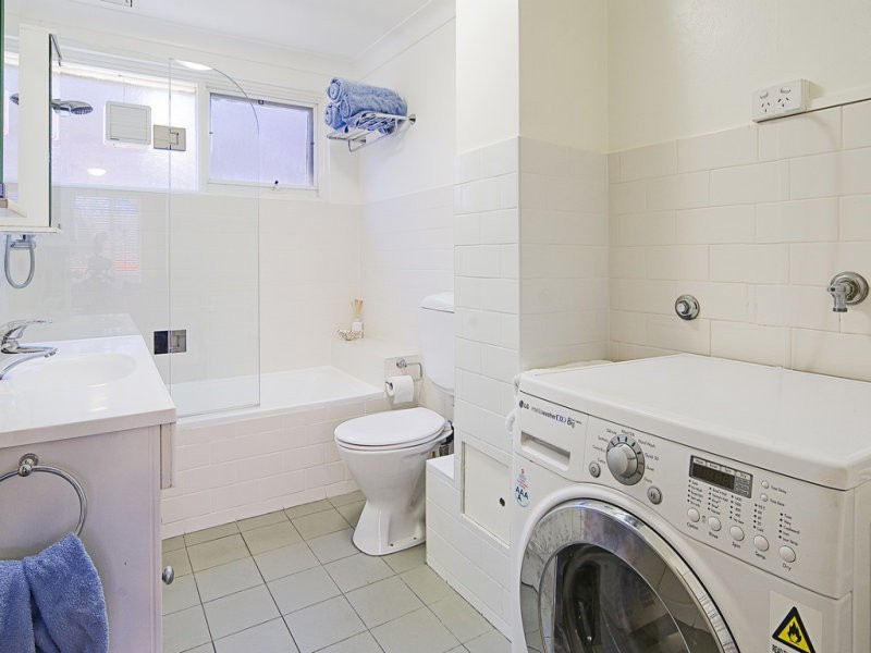 2/61 Palace Street, Ashfield NSW 2131