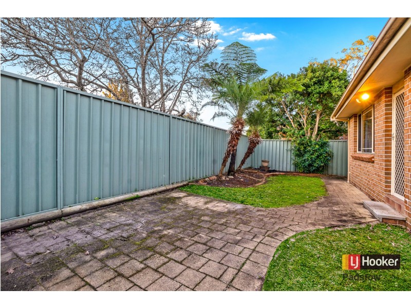 3/10 Forrest Road, East Hills NSW 2213
