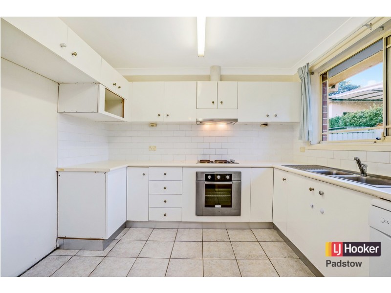3/10 Forrest Road, East Hills NSW 2213
