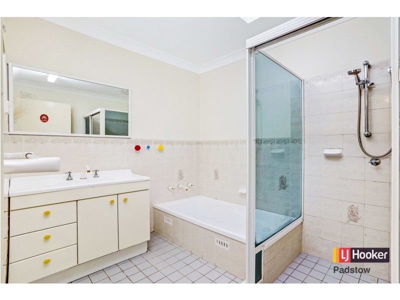 3/10 Forrest Road, East Hills NSW 2213