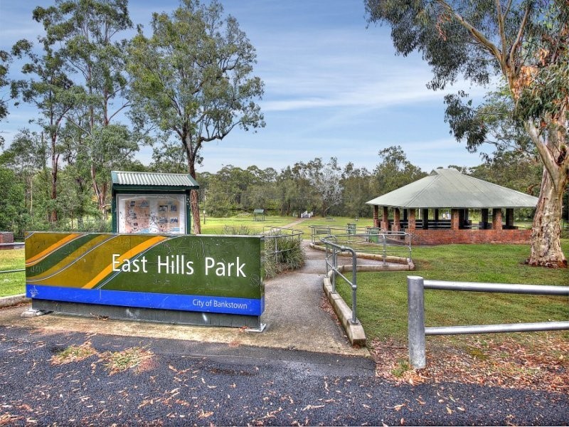 3/10 Forrest Road, East Hills NSW 2213
