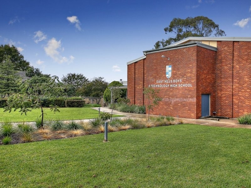 3/10 Forrest Road, East Hills NSW 2213