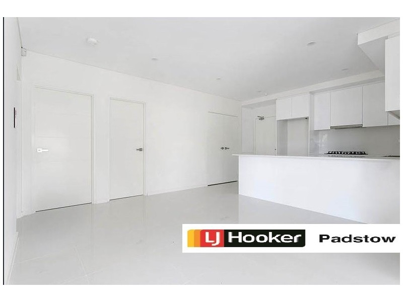 13/1 Hugh Avenue, Peakhurst NSW 2210