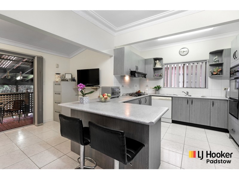 76 Chamberlain Road, Padstow Heights NSW 2211