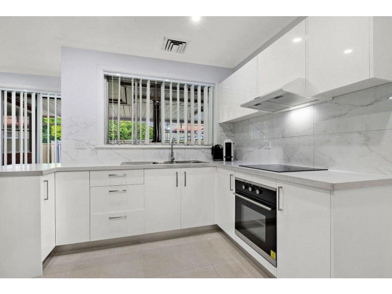 15A Bungalow Road, Roselands NSW 2196