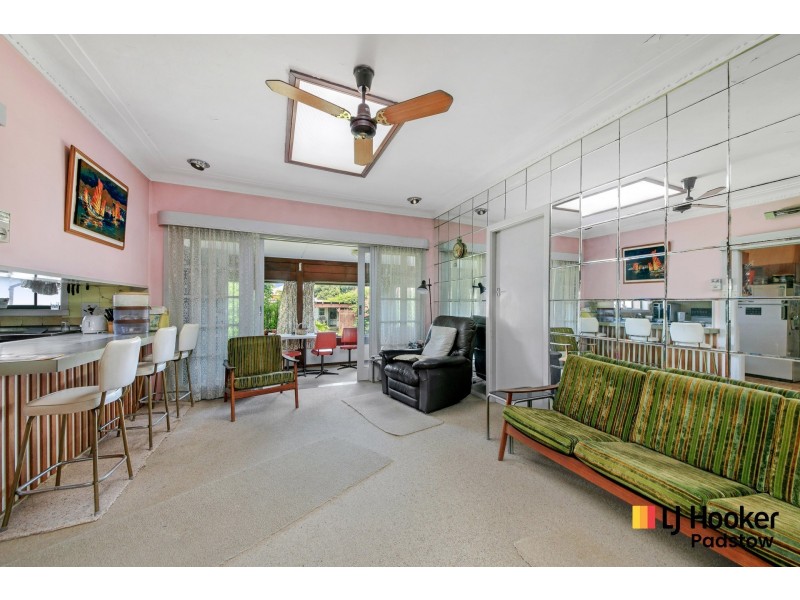 1 Eddie Avenue, Panania NSW 2213