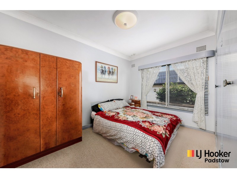 1 Eddie Avenue, Panania NSW 2213