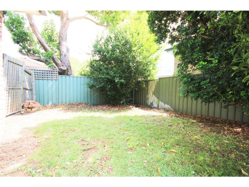 27A Montgomery Avenue, Revesby NSW 2212
