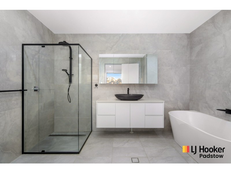 4 Gwandalan Road, Padstow NSW 2211