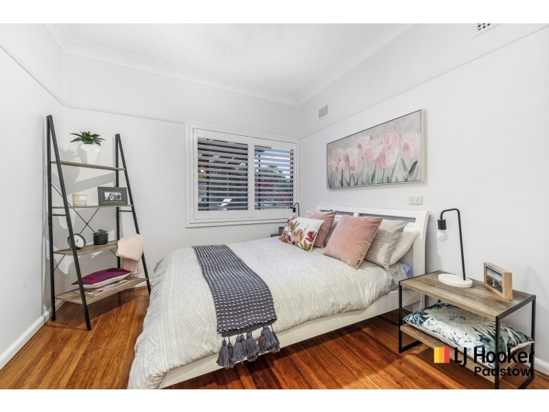 22 Cairo Avenue, Padstow NSW 2211