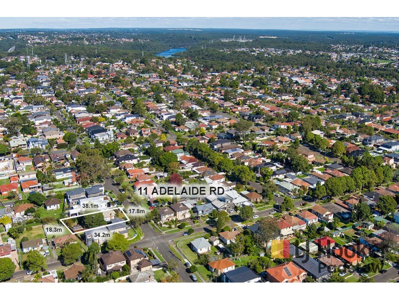 11 Adelaide Road, Padstow NSW 2211