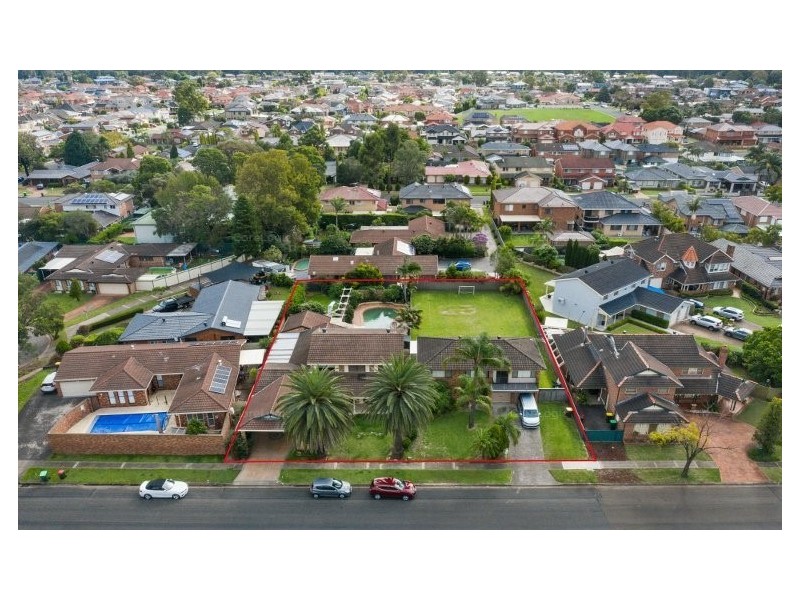 14-16 Buckingham Crescent, Chipping Norton NSW 2170