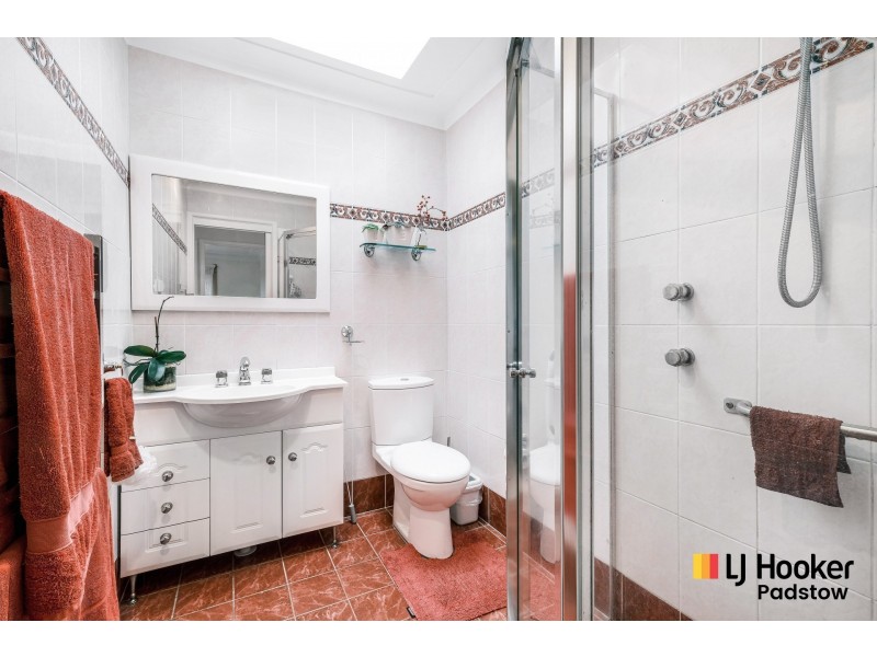 18 Browning Street, East Hills NSW 2213