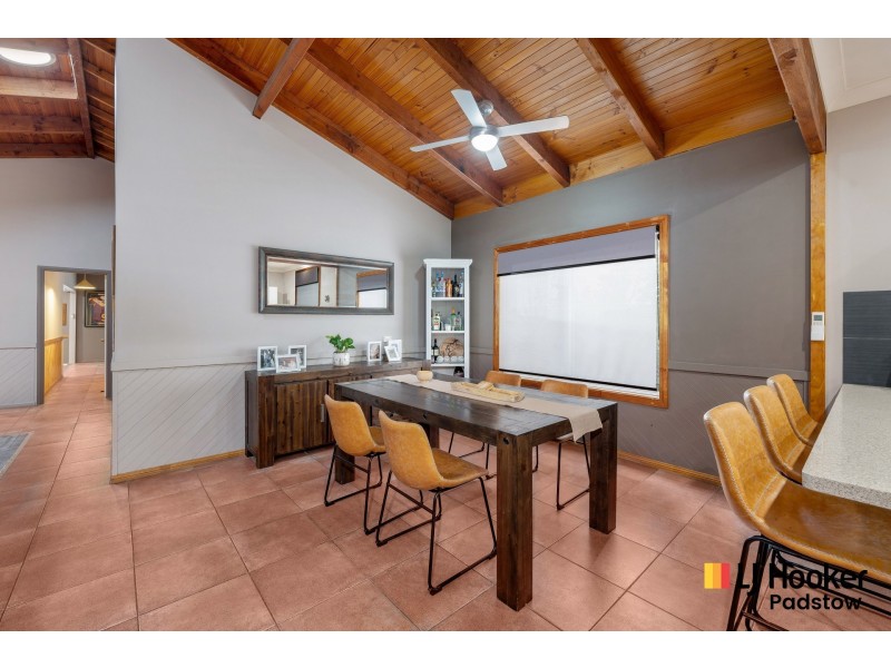 24 Stretham Avenue, Picnic Point NSW 2213