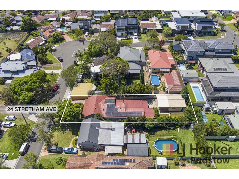 24 Stretham Avenue, Picnic Point NSW 2213
