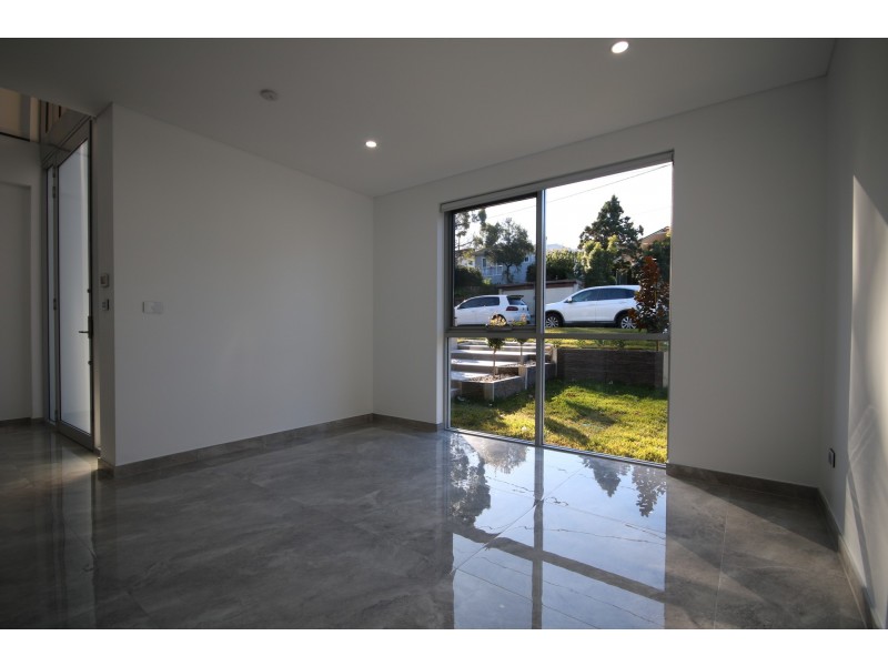 3A Henry Kendall Avenue, Padstow Heights NSW 2211