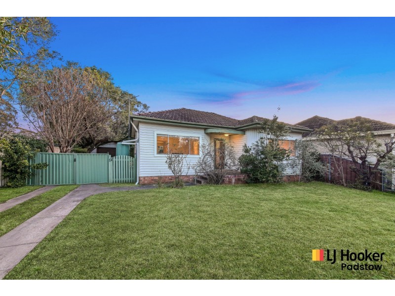 12 Segers Ave, Padstow NSW 2211