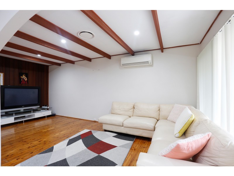 9 Carter Crescent, Padstow Heights NSW 2211