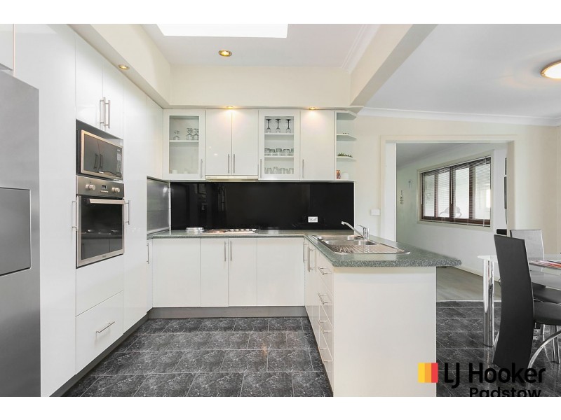 2 Delia Avenue, Revesby NSW 2212