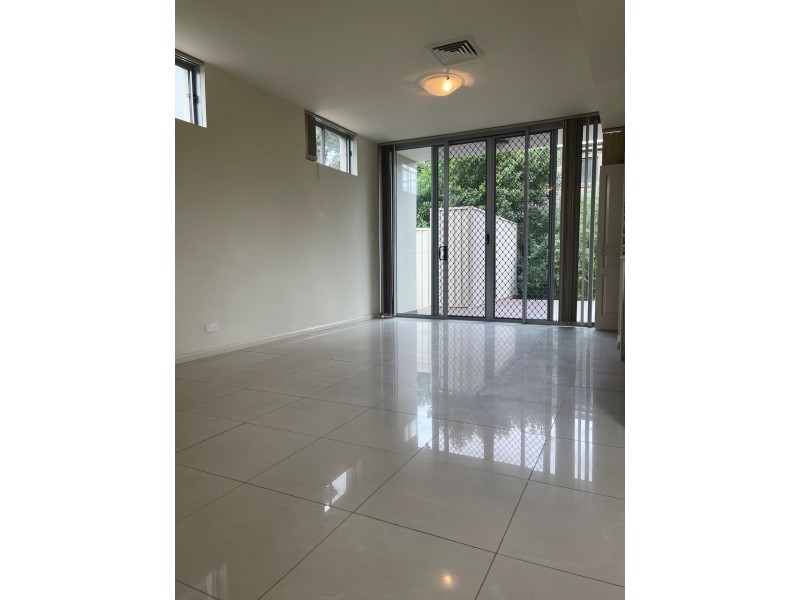 1 Kinross Place, Revesby NSW 2212