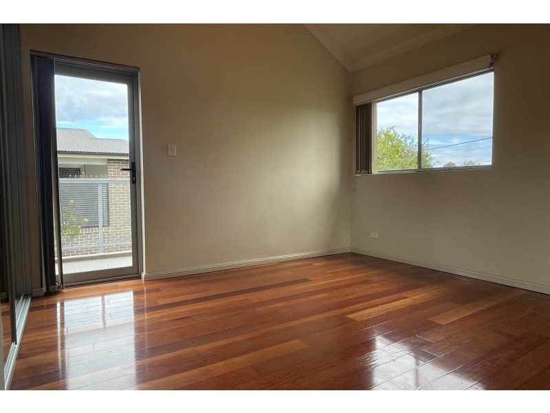 1 Kinross Place, Revesby NSW 2212