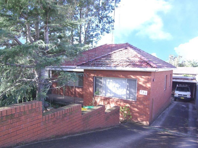 195 Davies Road, Padstow NSW 2211