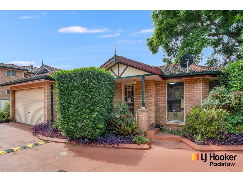 2/13 Kinross Place, Revesby NSW 2212