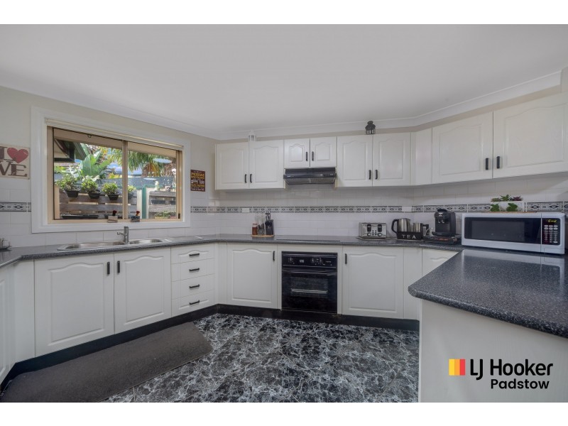 2/13 Kinross Place, Revesby NSW 2212