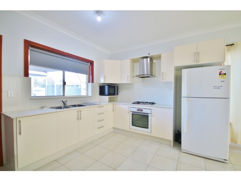 17a Uranus Road, Padstow NSW 2211