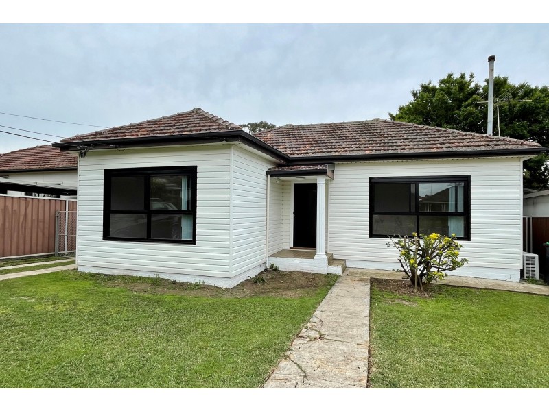 32 Glenview Avenue, Revesby NSW 2212
