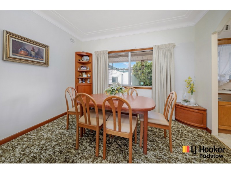 22 Kerrie Crescent, Panania NSW 2213