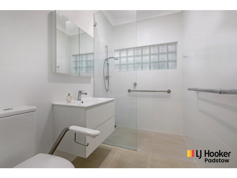 22 Kerrie Crescent, Panania NSW 2213