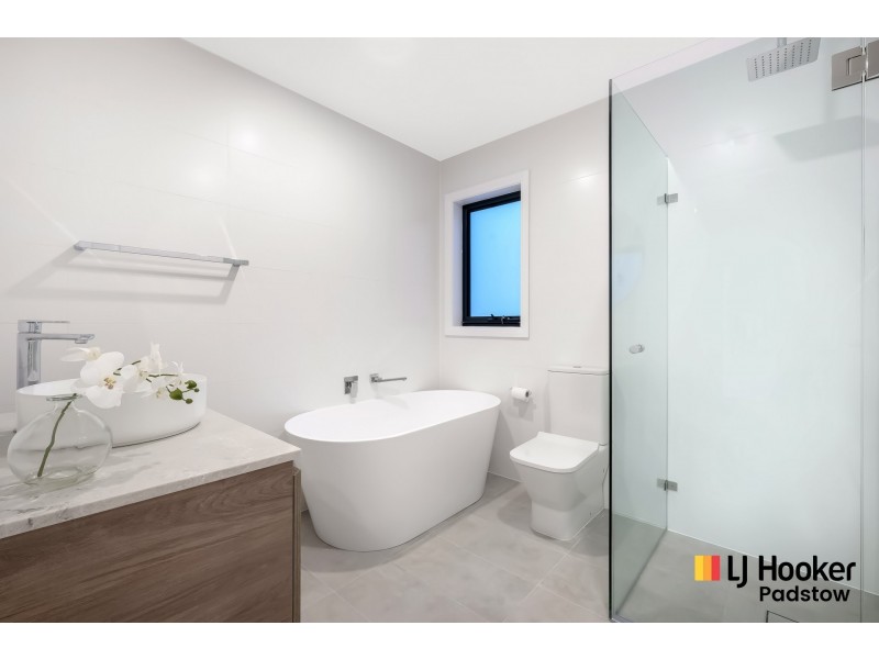 2 Hazelglen Avenue, Panania NSW 2213