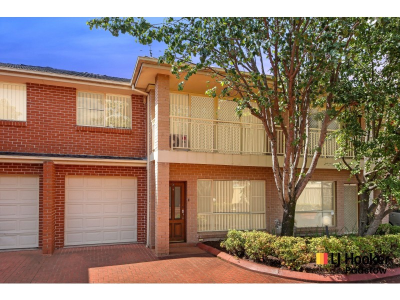 2/38-40 Doyle Road, Revesby NSW 2212