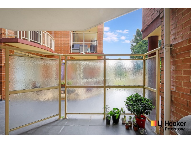 21/2-8 Short Road, Riverwood NSW 2210