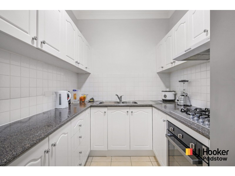 21/2-8 Short Road, Riverwood NSW 2210