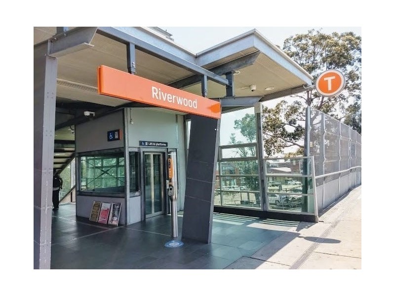 21/2-8 Short Road, Riverwood NSW 2210