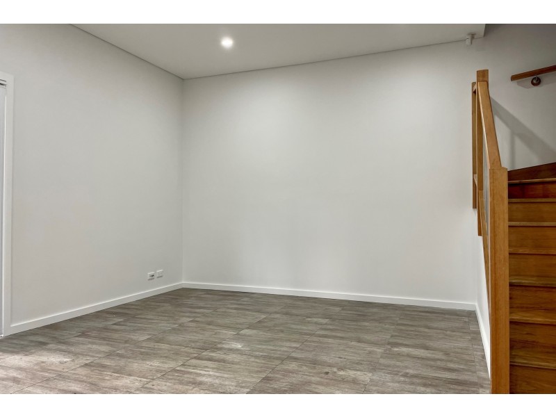 15 Toby Crescent, Panania NSW 2213