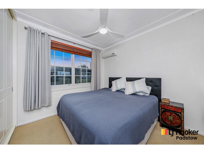 13 Hodgkinson Crescent, Panania NSW 2213