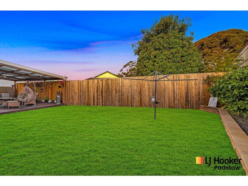 13 Hodgkinson Crescent, Panania NSW 2213