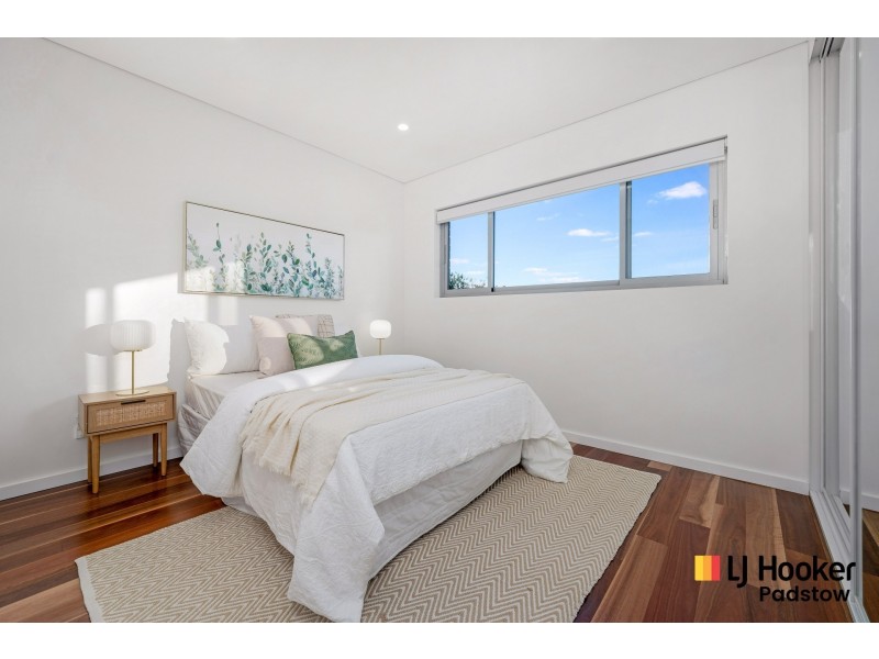 6 Sandakan Road, Revesby Heights NSW 2212