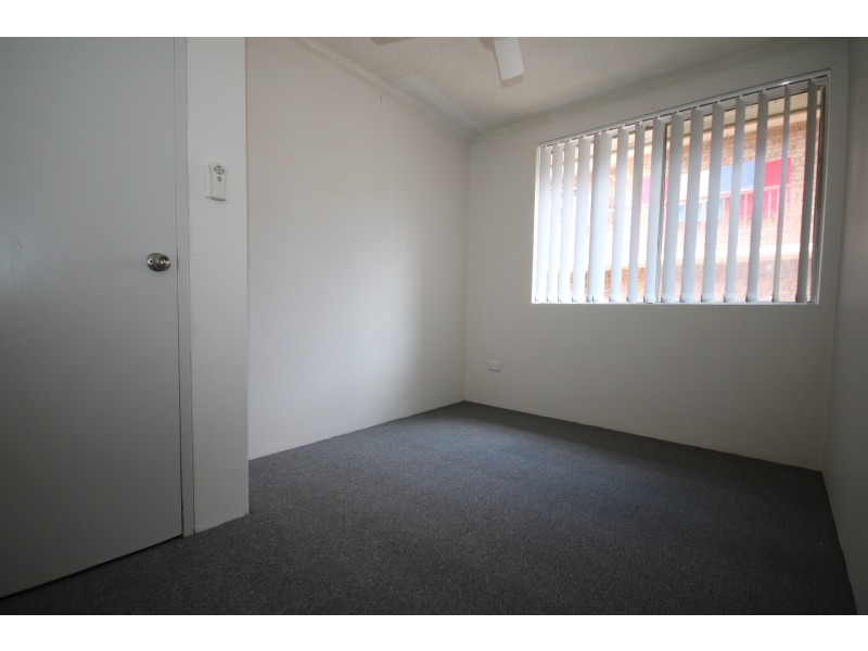 8/13 Drummond Street, Warwick Farm NSW 2170