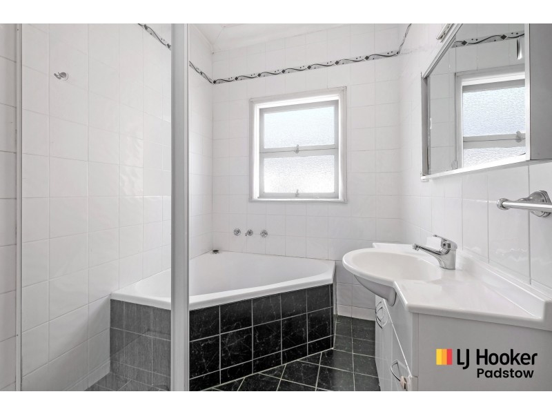 4 Nina Street, Revesby NSW 2212