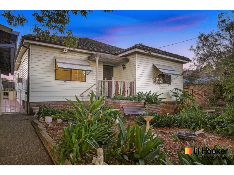 1 Wyreema Avenue, Padstow NSW 2211