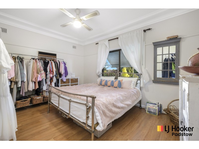 1 Wyreema Avenue, Padstow NSW 2211